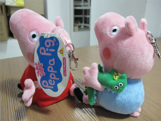 De van het de Dierenbeeldverhaal van Peppa Varken Gevulde van het de Pluchespeelgoed de Bevorderingsgiften