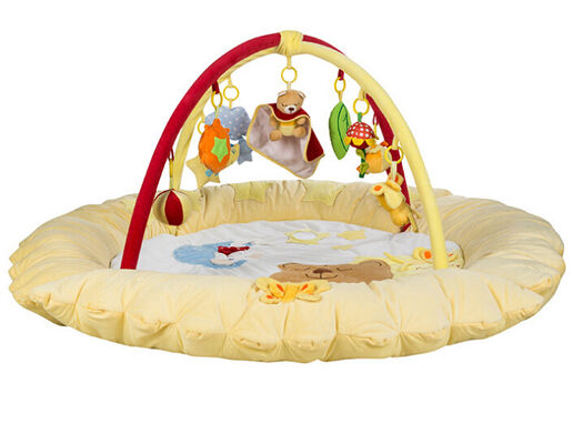 De roze Gymnastiek van het Babyspel en Mat, Muzikale het Spelgymnastiek van de Baby Groeiende Baby
